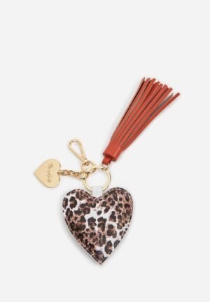 Charm Heart Savage